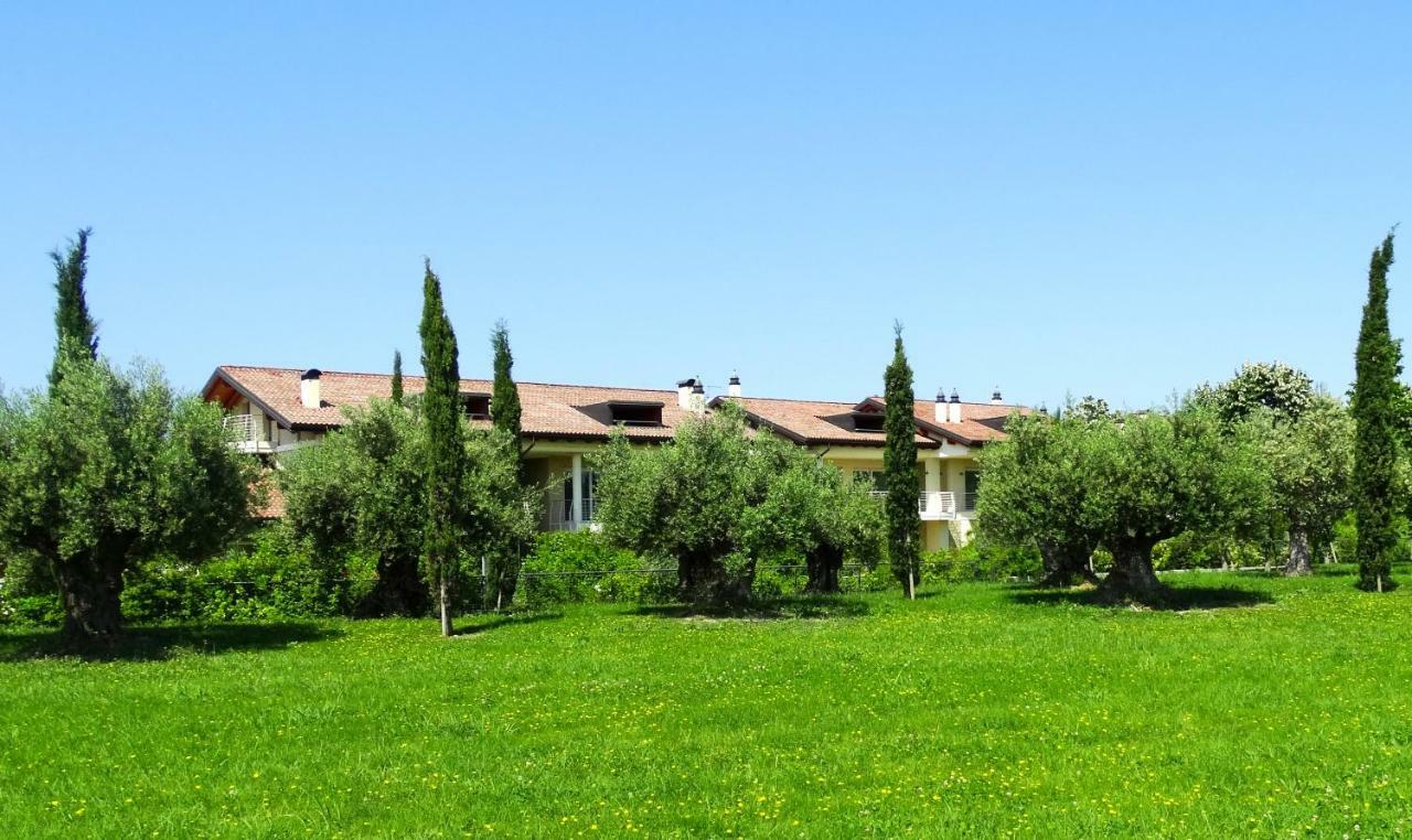 Phoenix Garda Hills Sirmione Exterior foto