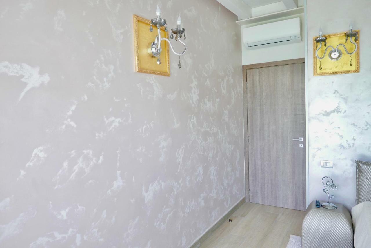 Phoenix Garda Hills Sirmione Exterior foto