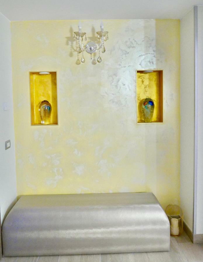 Phoenix Garda Hills Sirmione Exterior foto